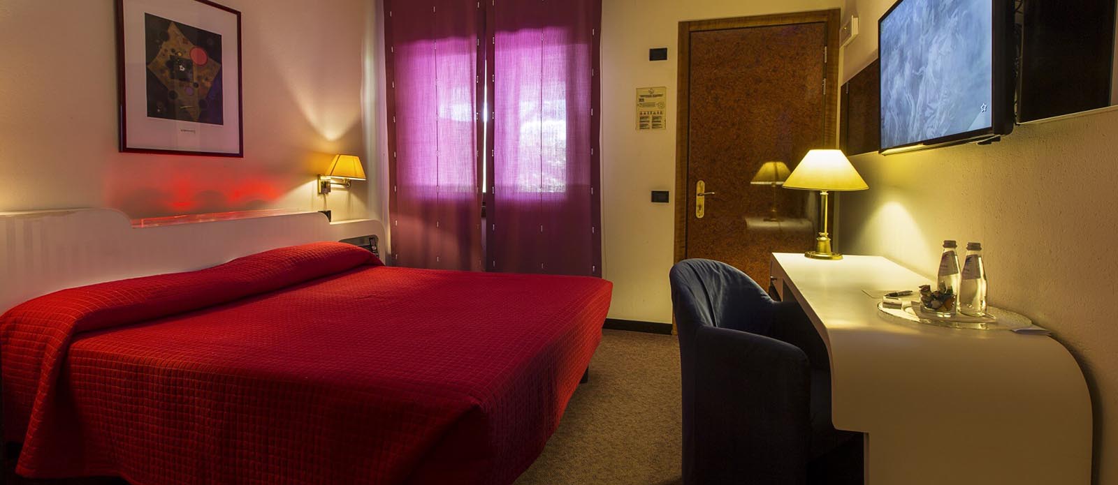 Motel K camere business